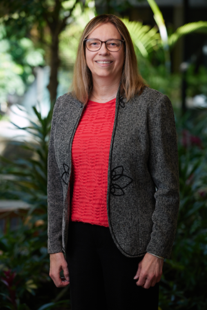 Lynne Cushing Lynne Cushing